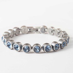 Touchstone Crystal by Swarovski vintage denim blue ice bracelet BNIB retail $89